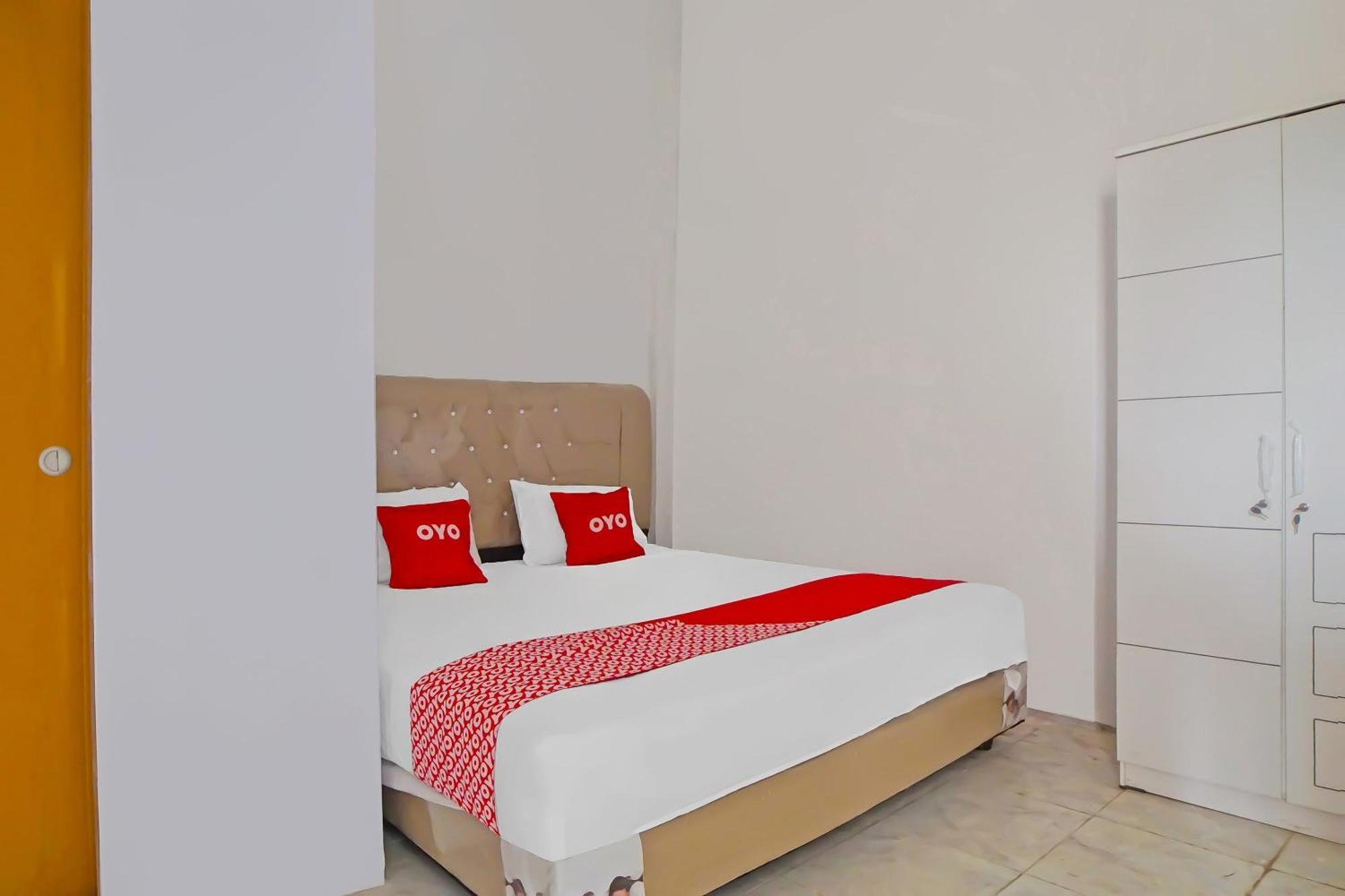 Hotel Oyo 92578 Sri Ulina 2*